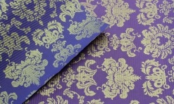 Dāvanu papīrs 50cm (10m), t.violets/violets ar zeltu (25)